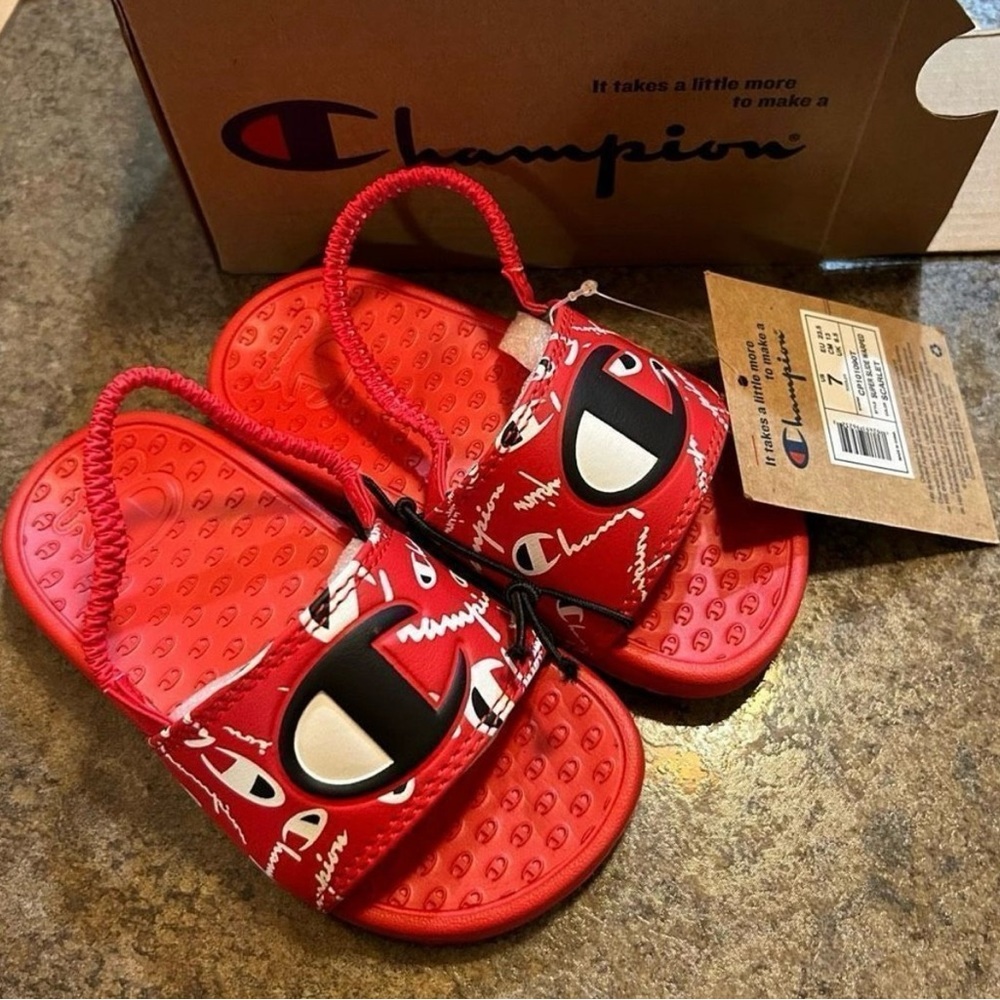 NWT Champion Toddler Size 7 Slides​